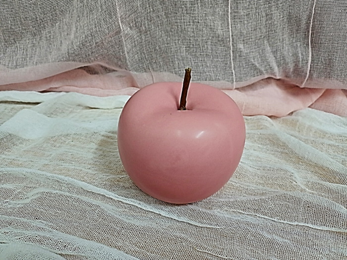 48573 - Μήλο πορσελάνη μικρό Γερμανίας 12Χ12Χ12