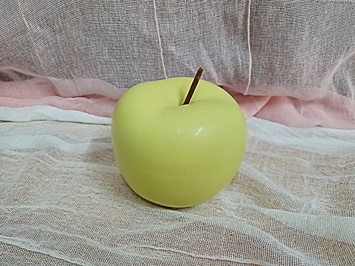 48575 - Μήλο πορσελάνη μικρό Γερμανίας 12Χ12Χ12