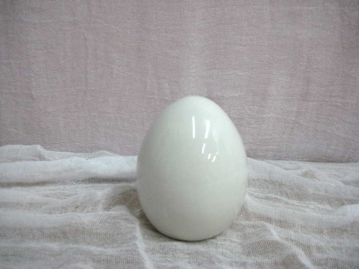 50046 - Αυγό πορσελάνη μικρό Γερμανίας 9Χ9Χ4