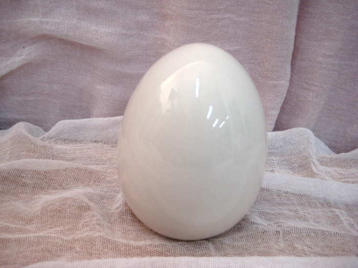 50049 - Αυγό πορσελάνη μεσαίο Γερμανίας 10Χ10Χ13